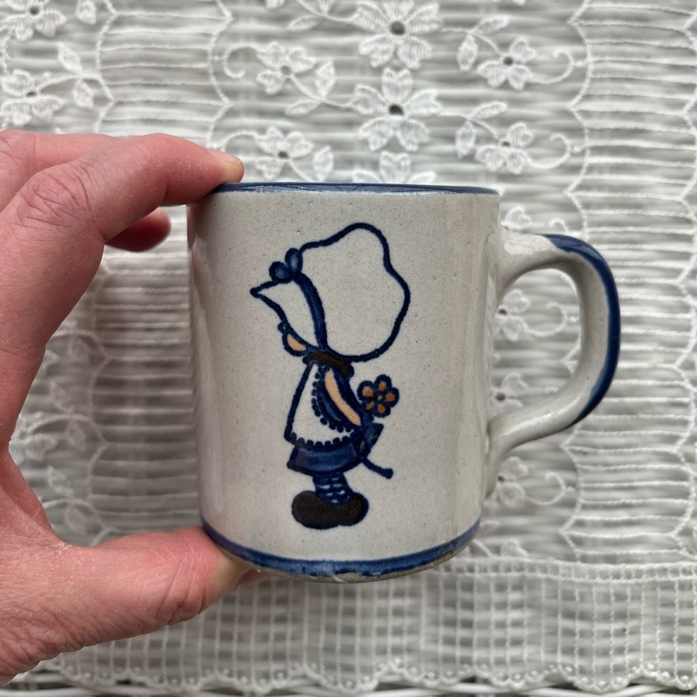 Louisville Stoneware ~ Holly Hobbie ~ Child’s Pottery Mug